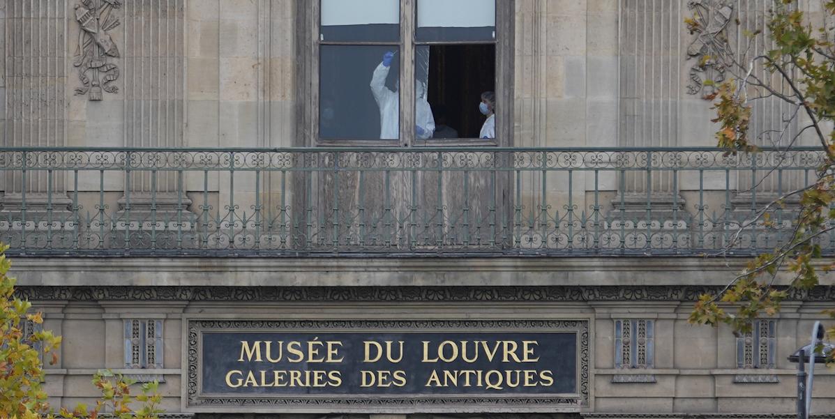 At seven minutes and more of the 21st day of the post