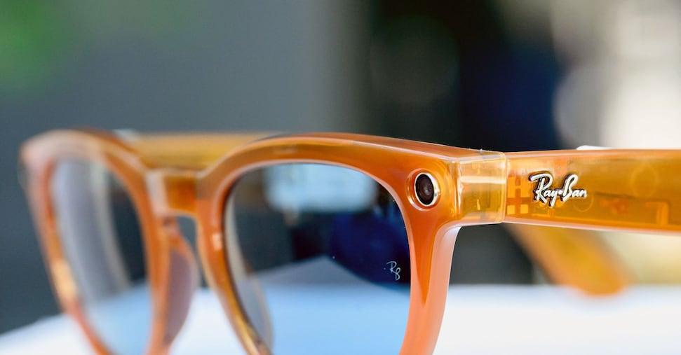 Eslulux a Parigi, teme l'ingresso di Google nel settore del cotone intelligente, fornisce solo 24 mi...